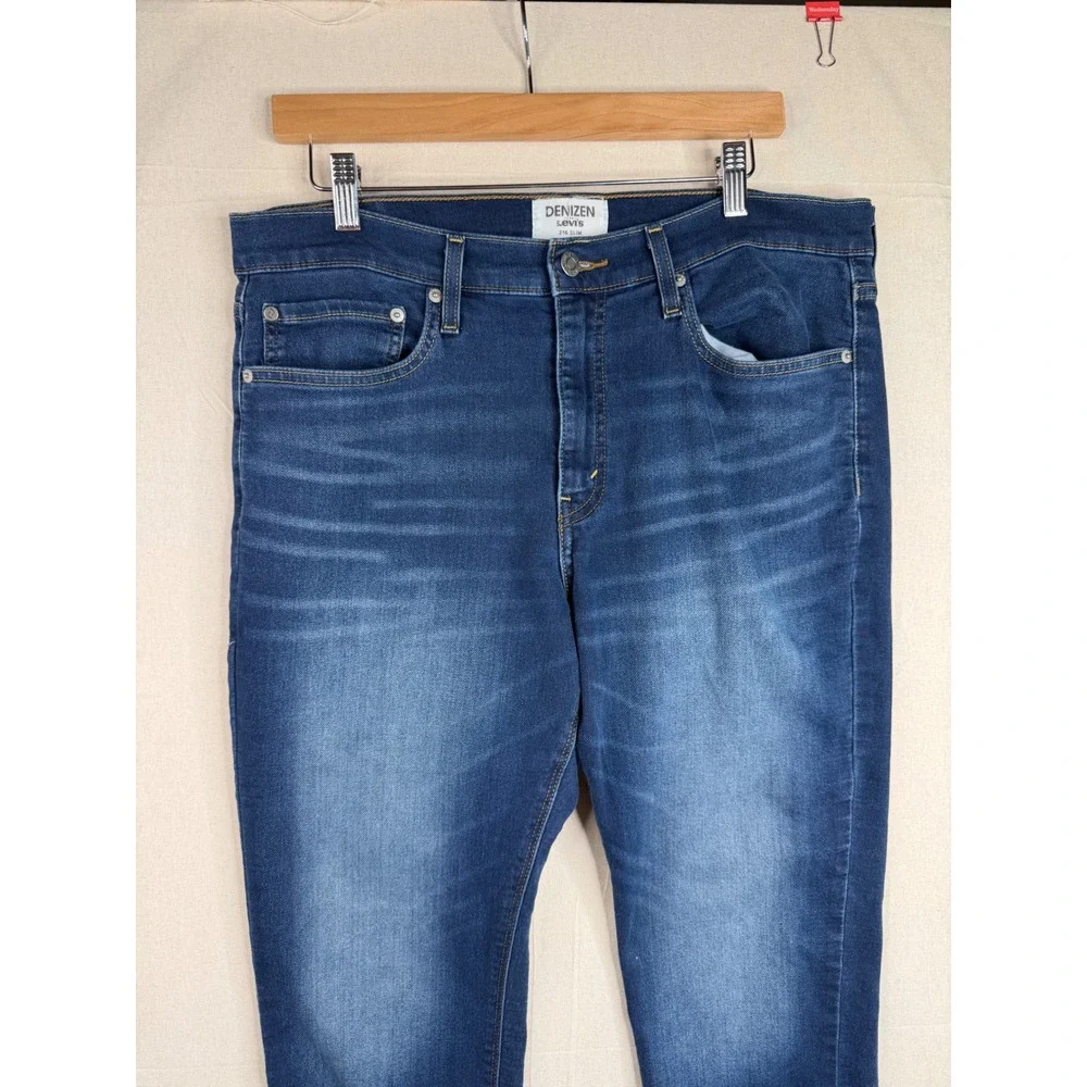 Levi's Denizen Slim Fit Jeans size 36X30 Blue
